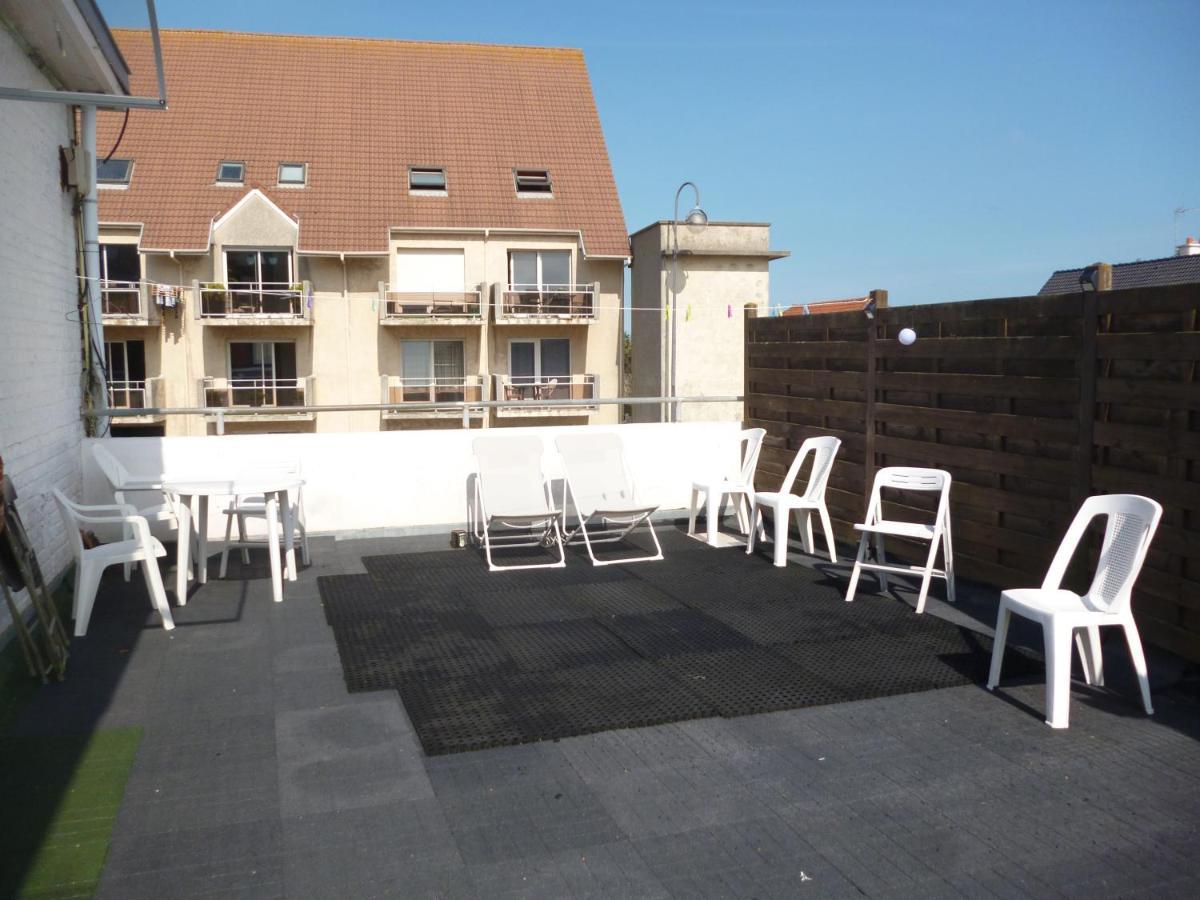 Gentlemen Au Premier Etage A 50 Metres De La