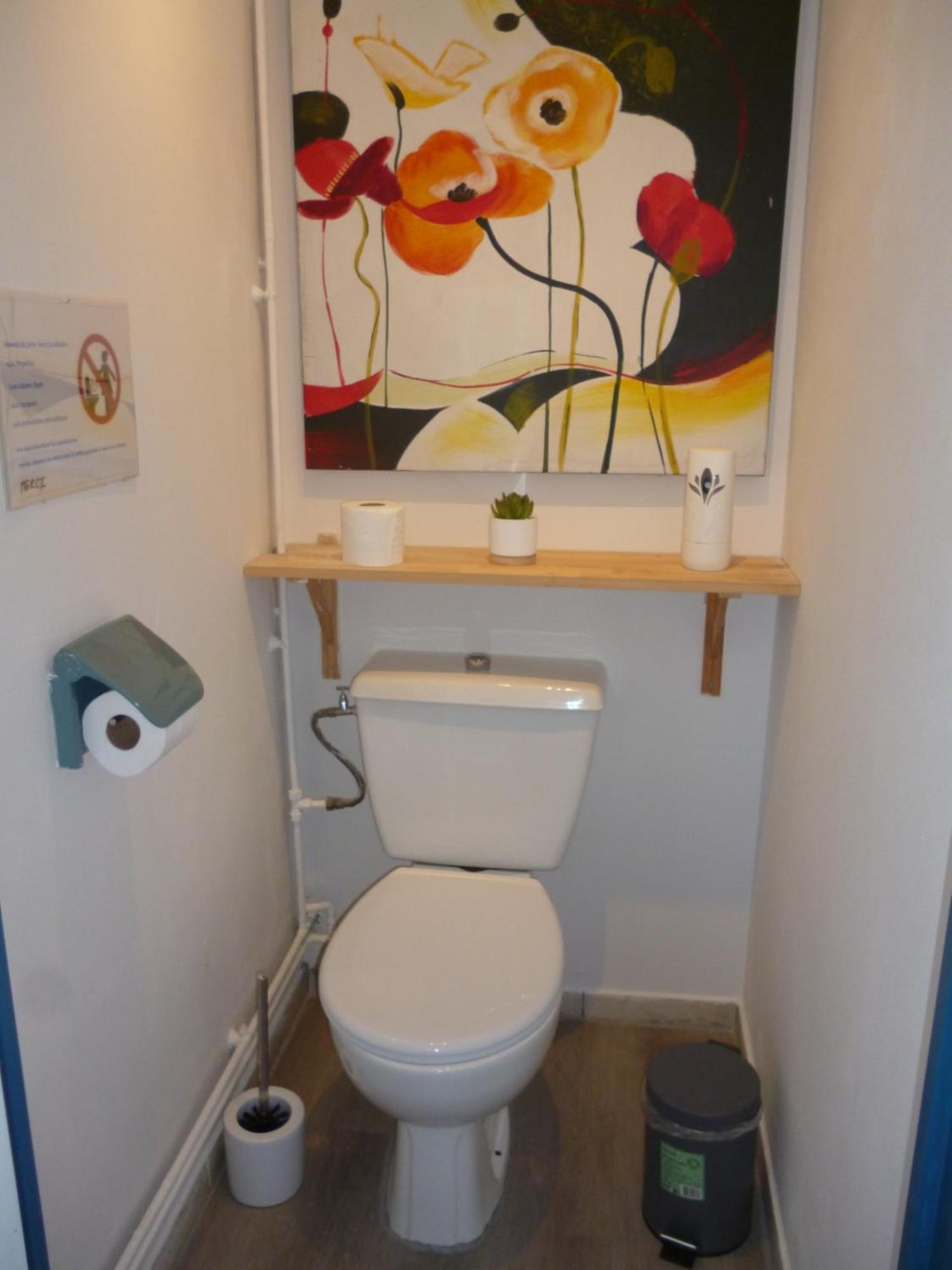 Appartement Gentlemen Au Premier Etage A 50 Metres De La *