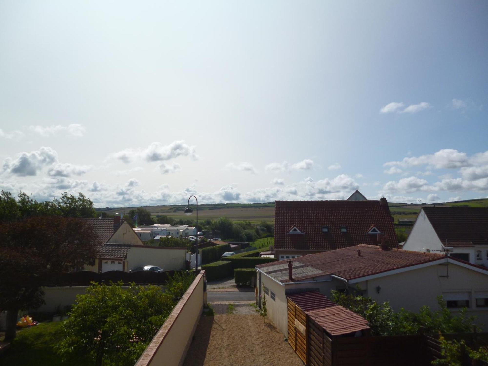 Gentlemen Au Premier Etage A 50 Metres De La *